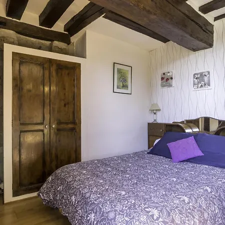 Hotel Moulin De Flagy 2*